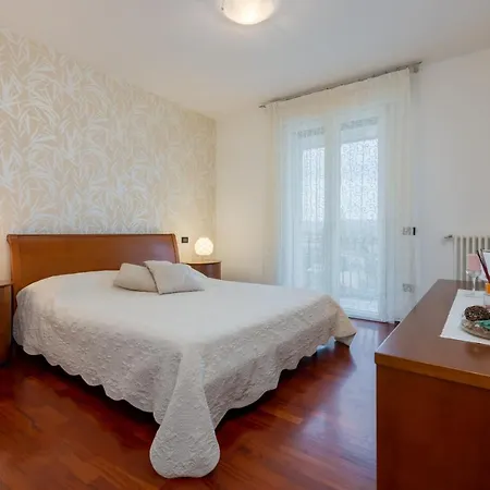 Giotto Guesthouse Apartment *