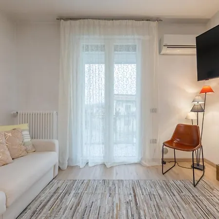 Giotto Guesthouse *